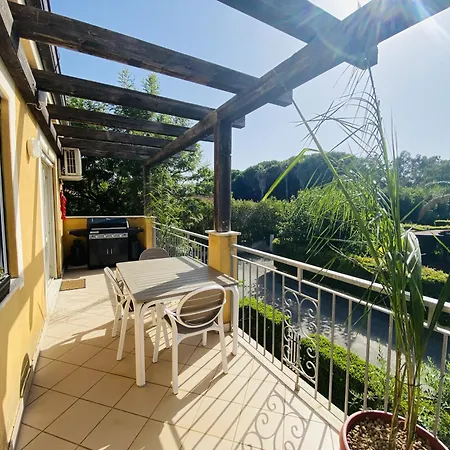 Club Two Bed 1f Apartament